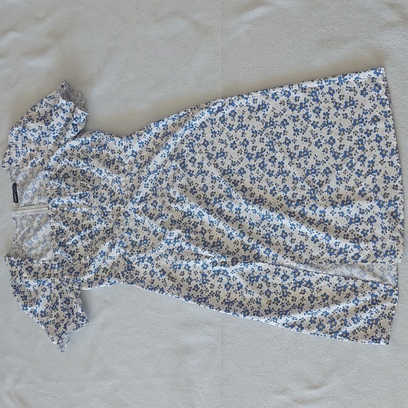 SHEIN Floral Blue and White Dress NWOT - Picture 9 of 16